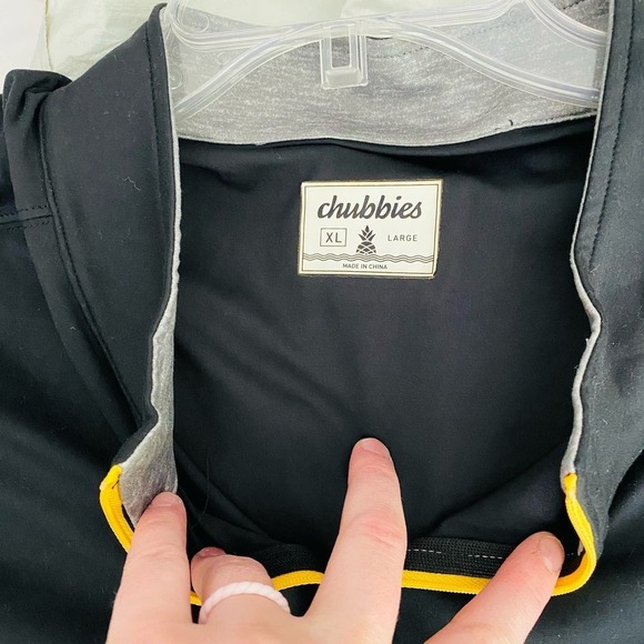 NWT Chubbies Obsidian Black Long Sleeve Performance Quarter Zip Pullover Size XL - Picture 3 of 6